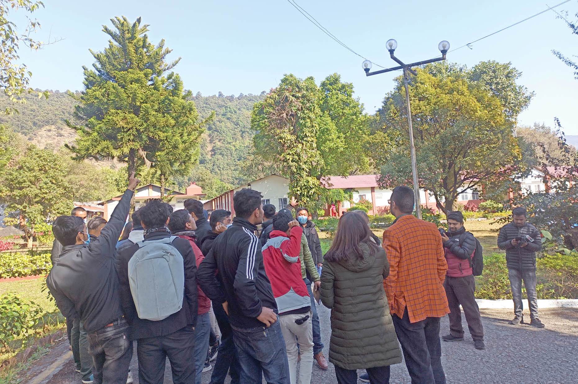 मणिपालमा अनेरास्ववियुको आन्दोलनको निरन्तरता, प्रशासन वोलेन