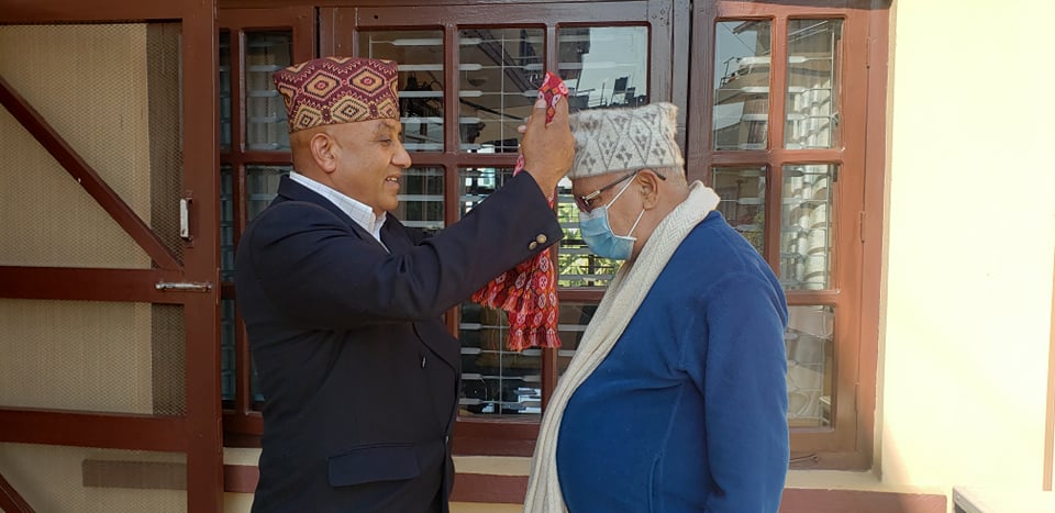एमालेमा मनोनित हुनेमा माओवादीबाट आएका कृष्ण केसीदेखि ब्यापारी दुर्गा प्रसाईसम्म