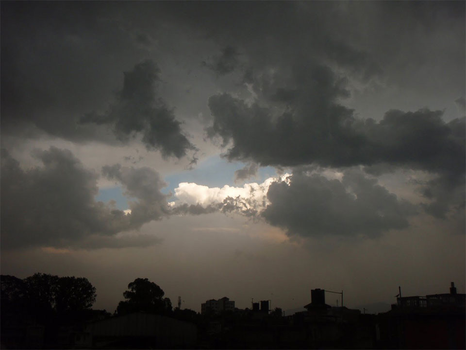 फेरि बढ्यो वर्षा-हिमपातको सम्भावना