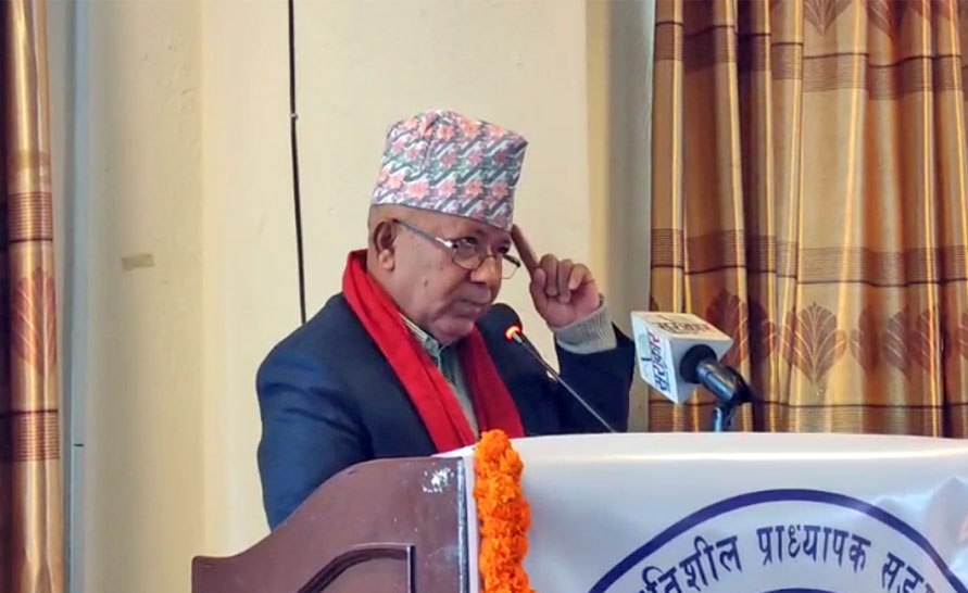 ओली आएपछि त सिध्याइदिन्छन् : माधव नेपाल