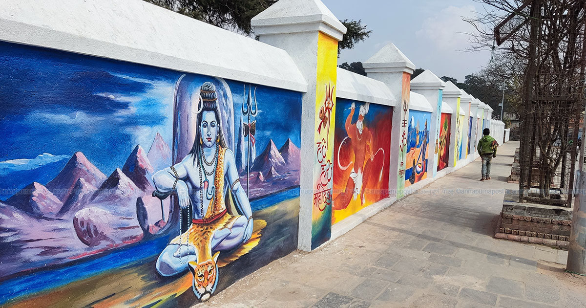 मान्छेले बनाएका भगवानहरू
