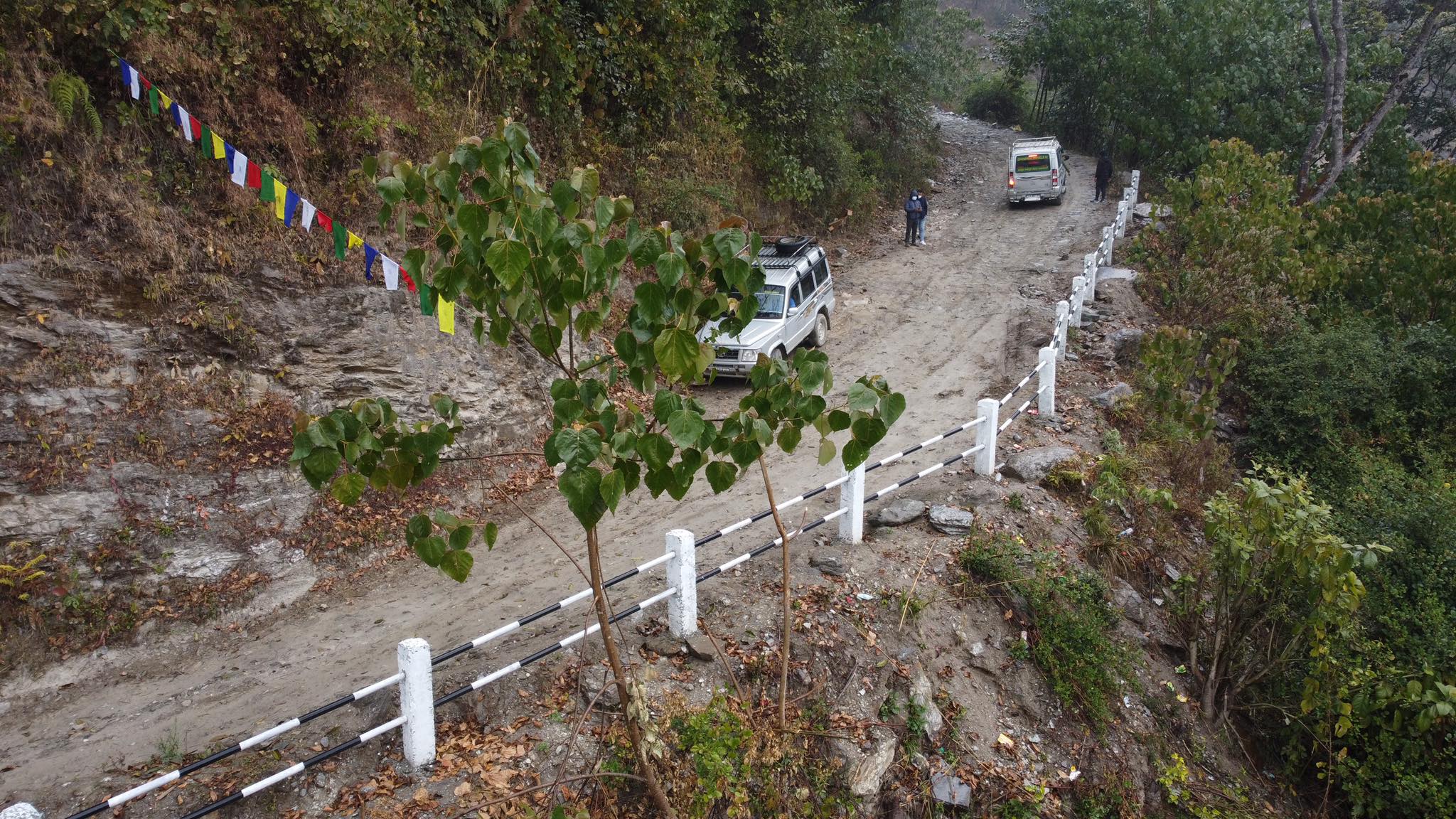 घान्द्रुकको कलाभिरमा लामा अमृत फाउण्डेशनले बनायो ‘रेलिङ’