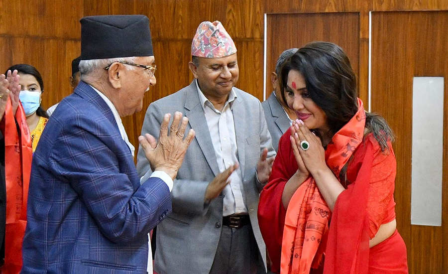 करिश्मा र प्रेमबहादुर एमालेमा