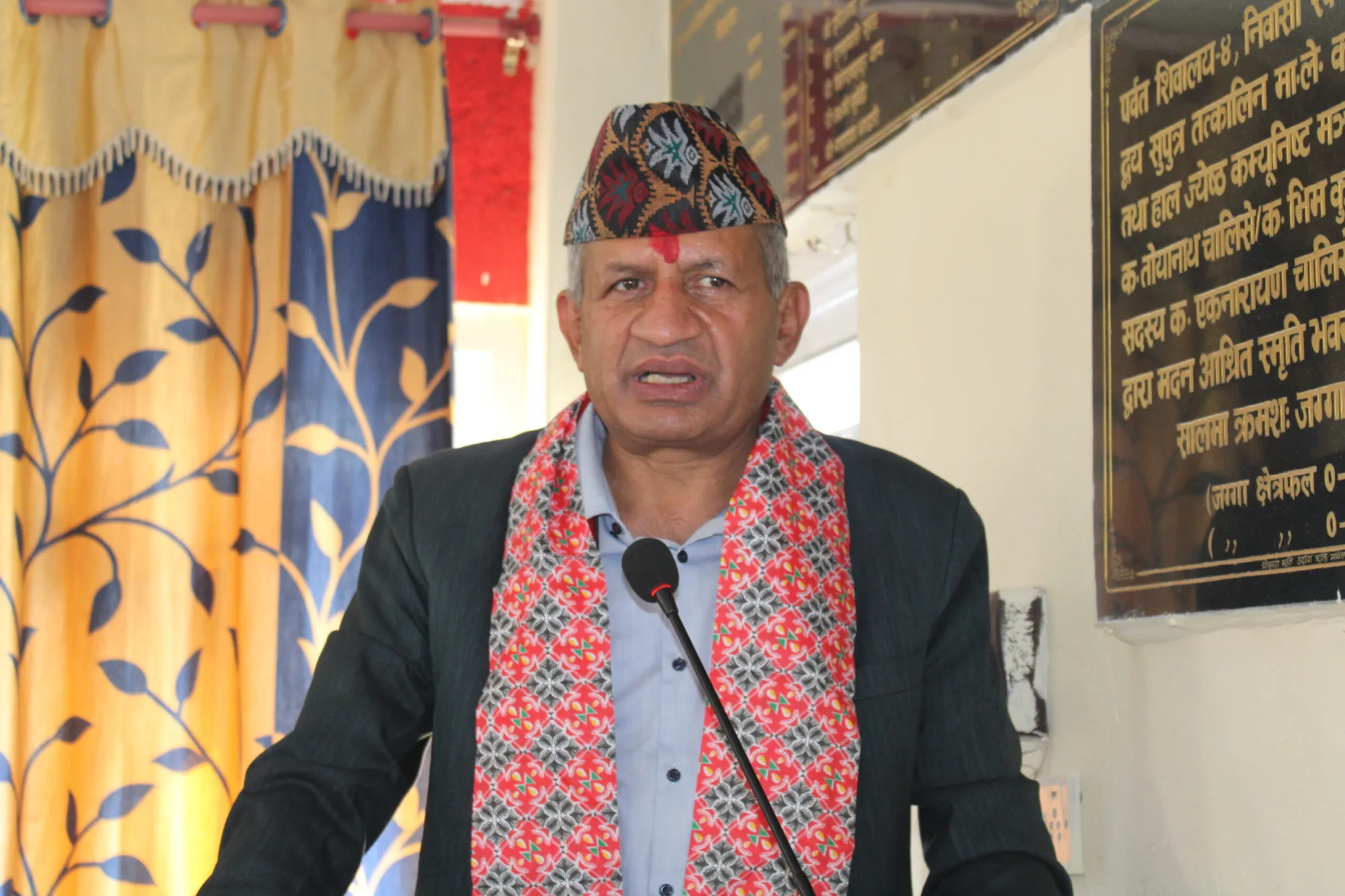 एमाले १० दलीय गठबन्धनसँग पनि भिड्न तयार: उपमहासचिव ज्ञवाली