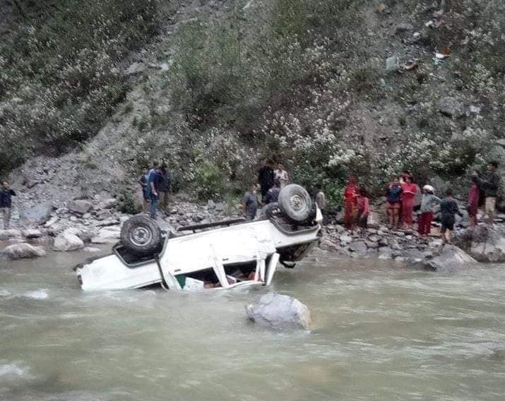 पिकअप भ्यान दुर्घटनामा एमाले ढोरपाटन नगर अध्यक्ष ऋतुबर्णको मृत्यु