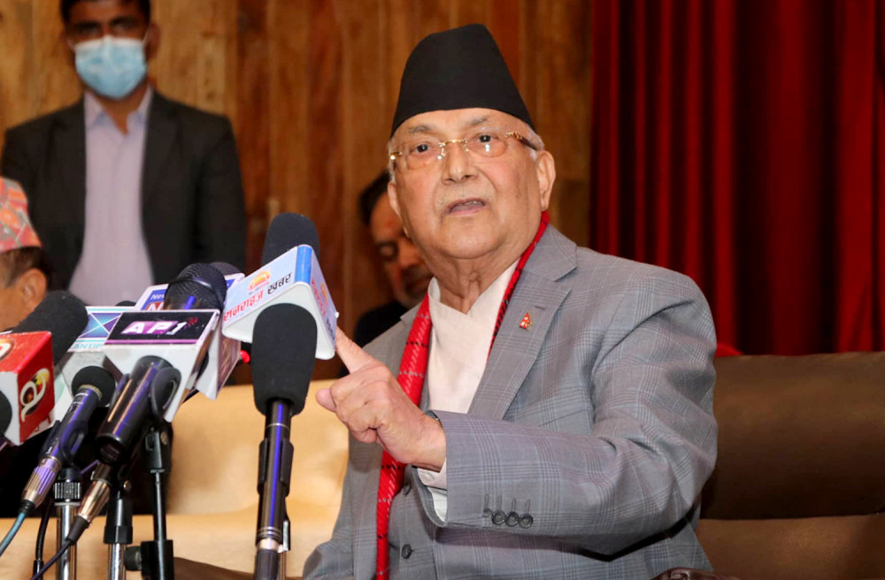 चन्द र थापालाई बोकेजस्तै दुस्मनीपूर्ण राजनीति नगरौँ : ओली
