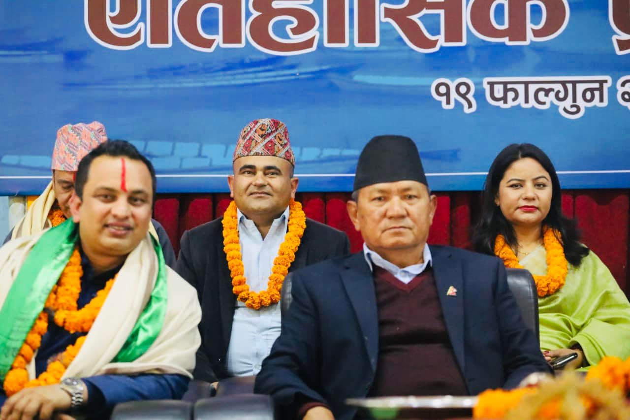 माओवादी र एस दक्षिणपन्थीको सेवामा : एमाले उपमहासचिव गुरुङ
