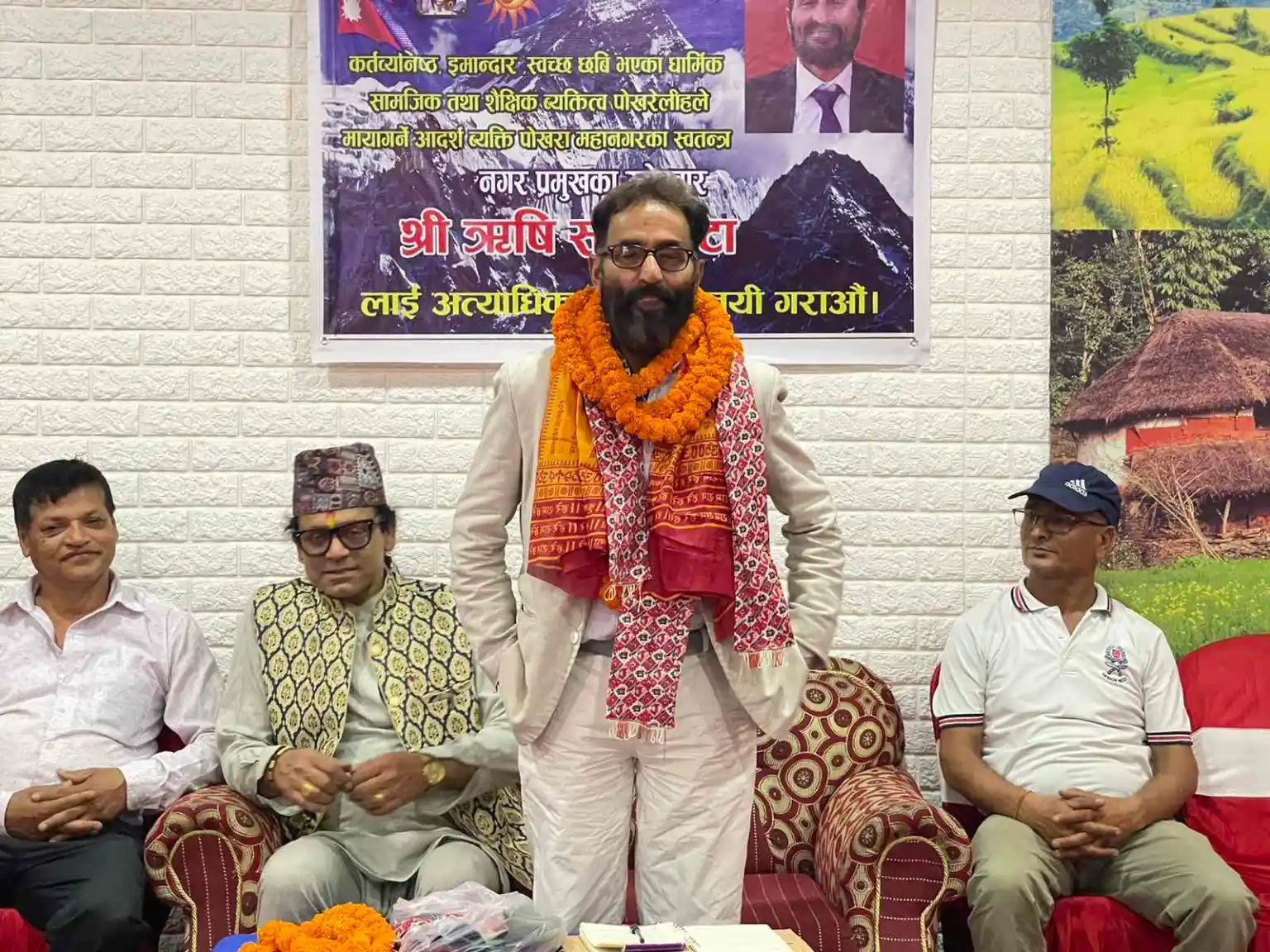 कांग्रेसको पहिचानका लागि स्वतन्त्र उठेंः सापकोटा