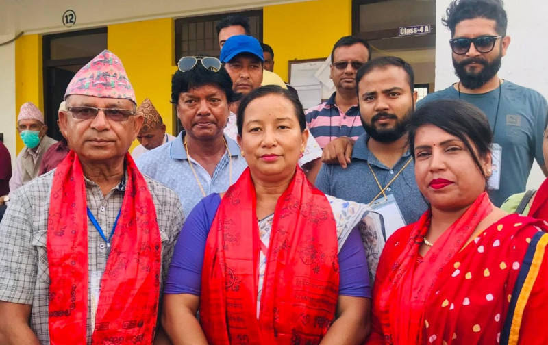 मतगणना नसकिँदै प्रतिस्पर्धीले दिए मीना लामालाई बधाई