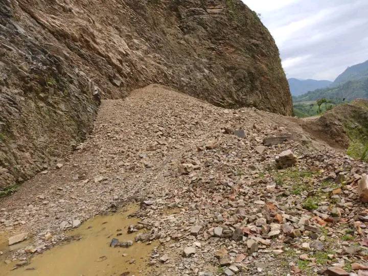 पहिराले बागलुङ–कुश्मीशेरा सडक अवरुद्ध