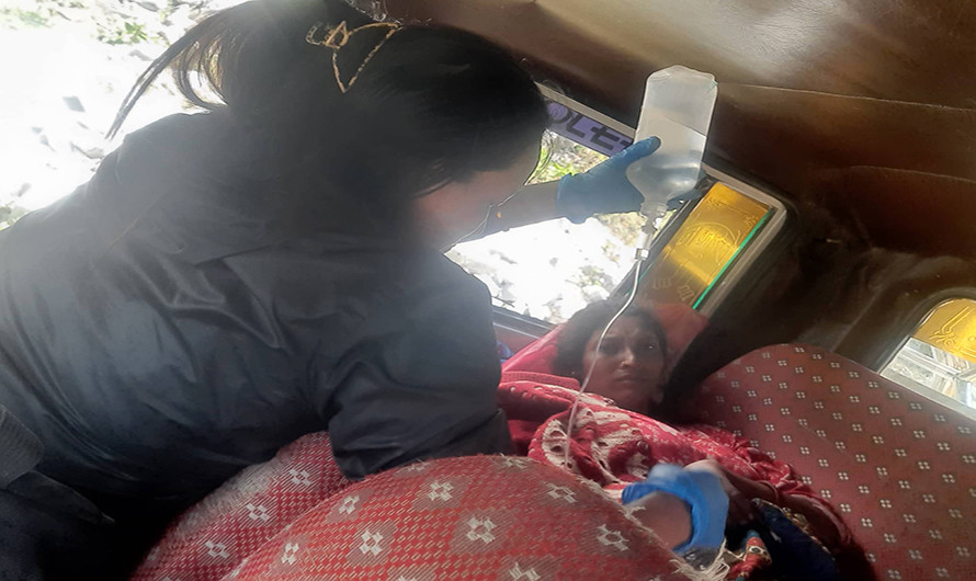 निसेलढोरकी नर्मताको ब्यथा: बाटोमै मृत बच्चा जन्माइन