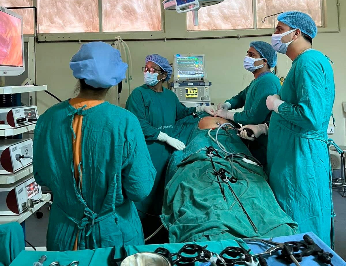 दुरबिन यन्त्रबाट पित्त थैलीको शल्यक्रिया, अब जानु पर्दैन पोखरा