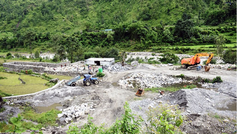 रातोढुंगामा निर्माणाधिन सवस्टेशन कहिले बन्छ ?