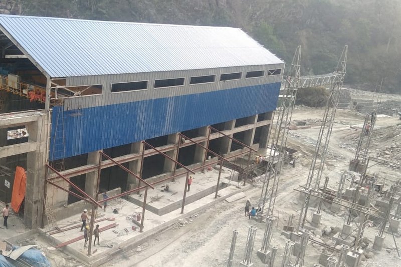मध्यमोदीबाट व्यवसायिक उत्पादन