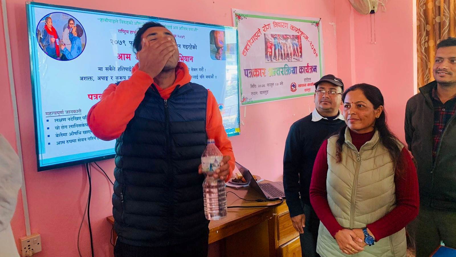 बागलुङमा २ लाख ५६ हजार ४४ जनालाई हात्तिपाइले बिरुद्धको औषधि खुवाउने तयारी