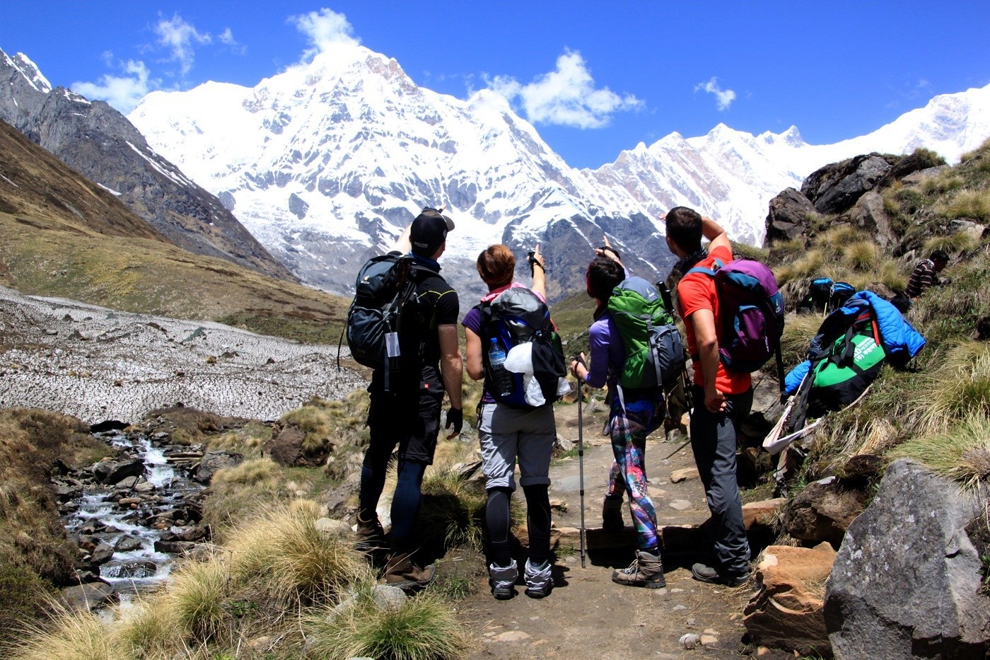 मनाङमा एकै महिनामा ४२ देशका पर्यटक पुगे