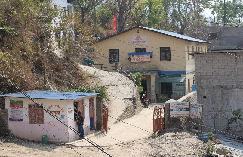 विद्युतकै कारण दरवाङ प्रास्वाकेको एक्सरे मेसिन प्रयोगविहीन