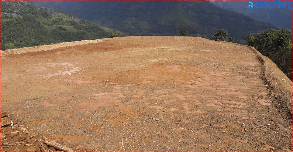 चन्दा जुटाएर घराम्दीमा खेलमैदान निर्माण