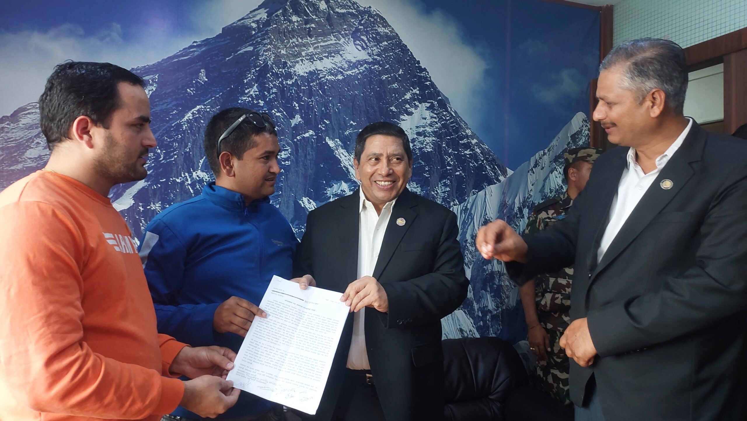 इमेज र शिवशिखर सहकारीको समस्याबारे गृहमन्त्रीको ध्यानाकर्षण