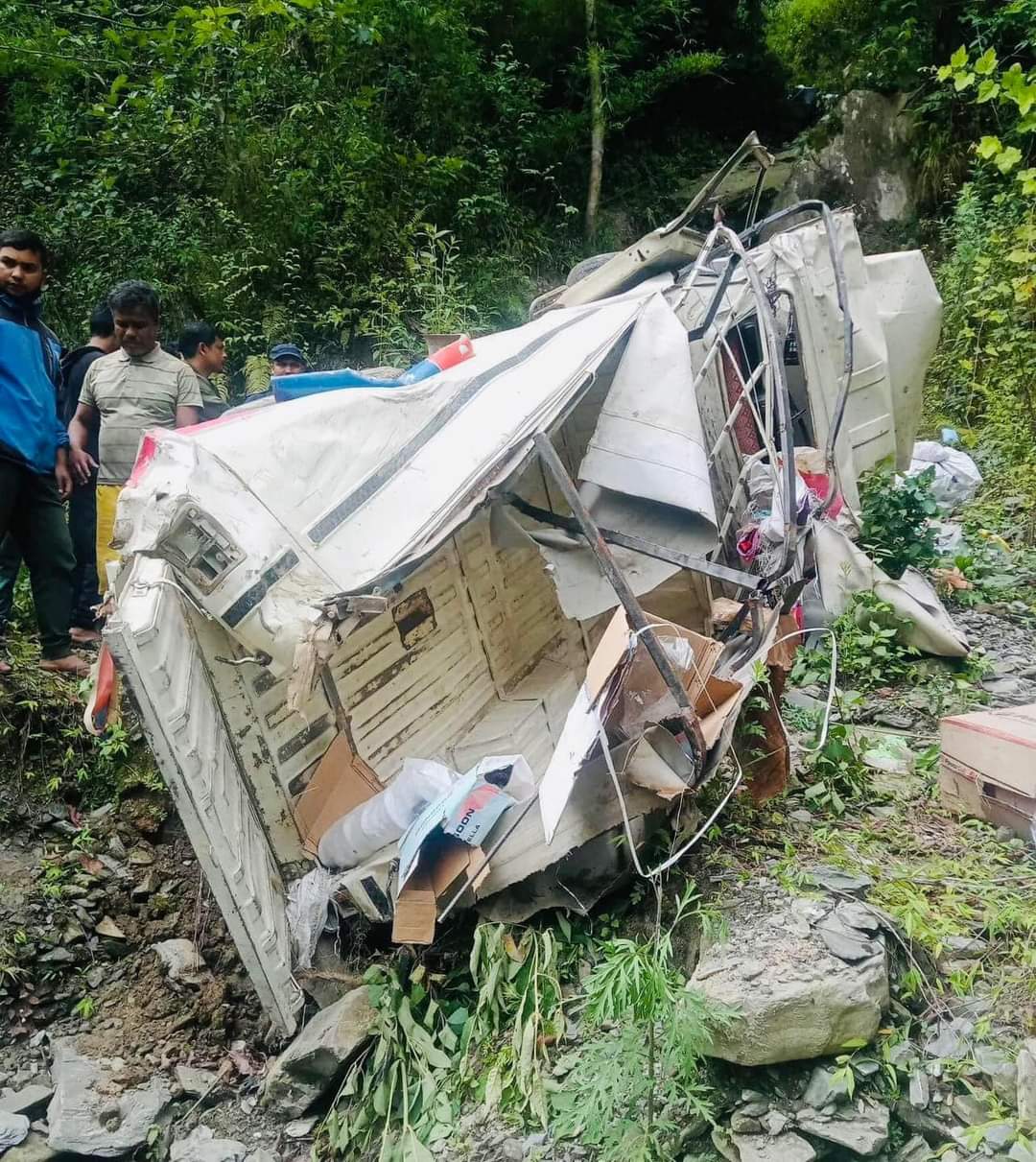 जीप दुर्घटनामा दुई जनाको मृत्यु