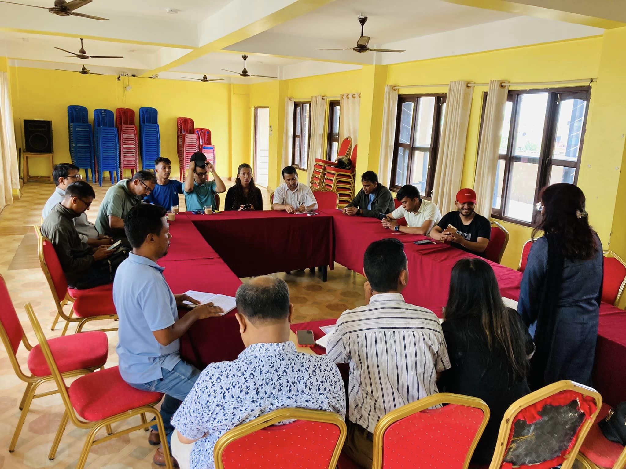 सञ्चारगृह र संचार उद्यमीसँग पारिश्रमिक निर्धाणमा पहल गर्न माग