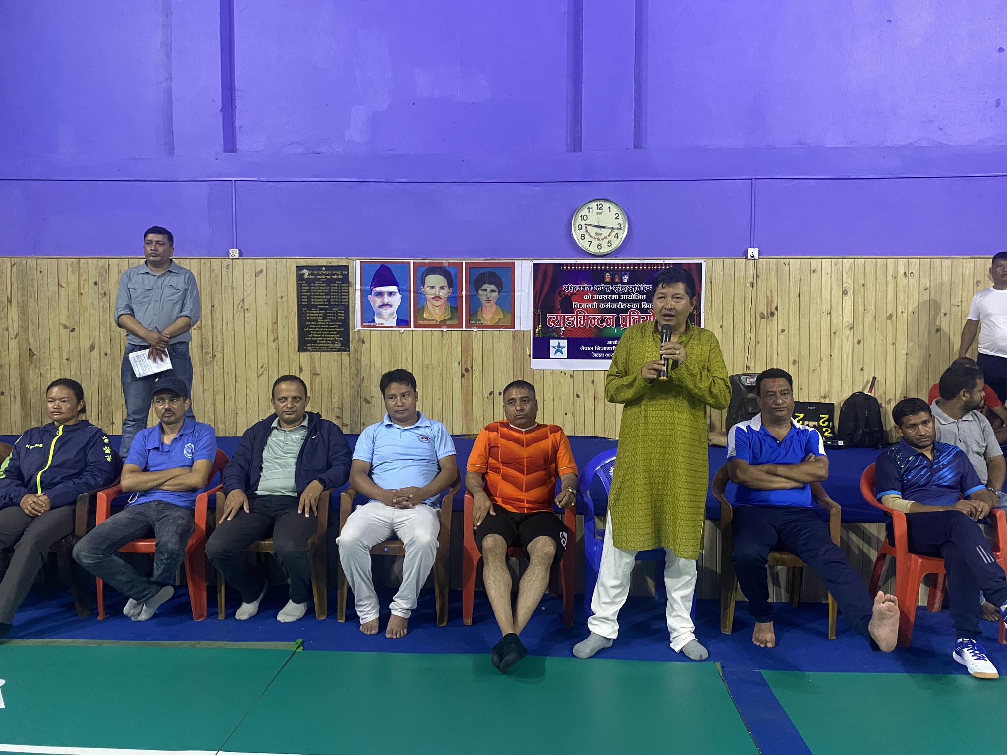 व्याडमिन्टन प्रतियोगितामा थापा र पुनको टोली विजेता