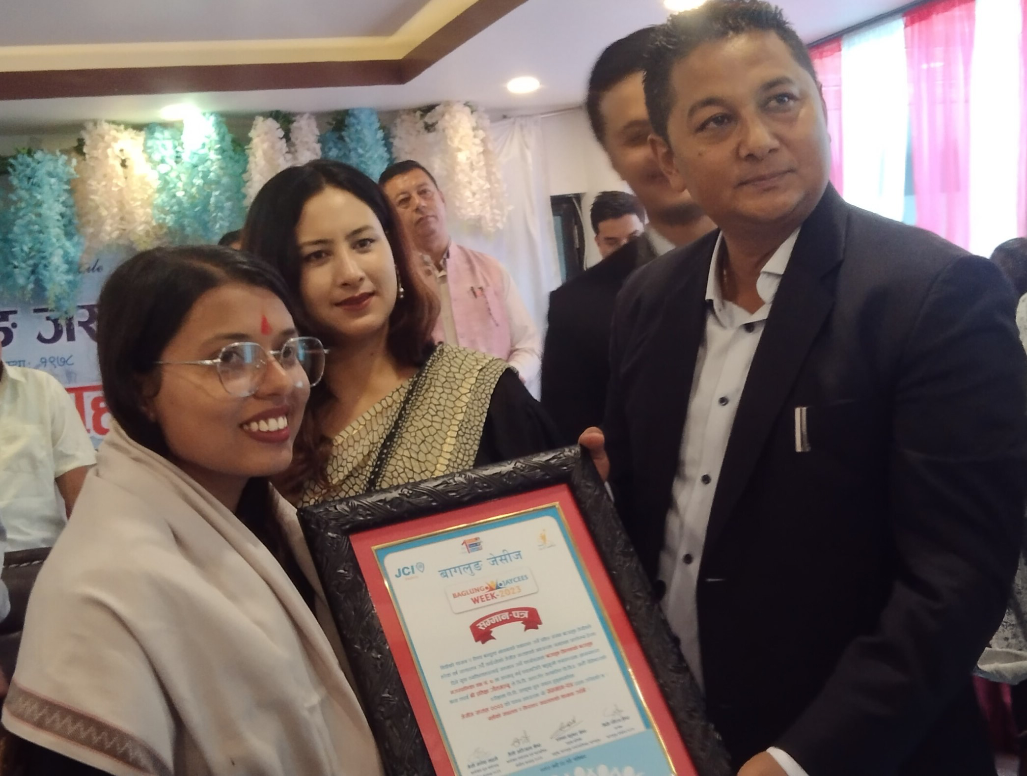 जेसिज वर्ष सम्मान गौतम र कँडेललाई
