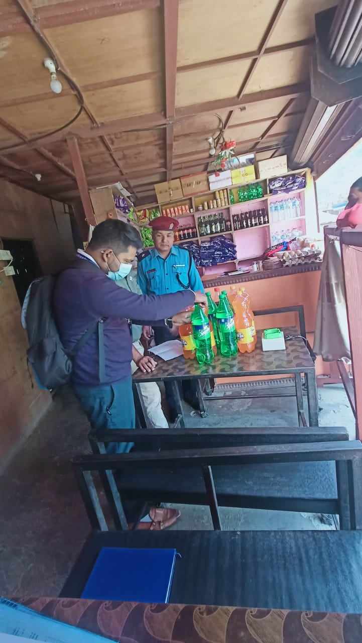 सिंगा तातोपानीमा म्याद गुज्रेका पेय पदार्थ नष्ट