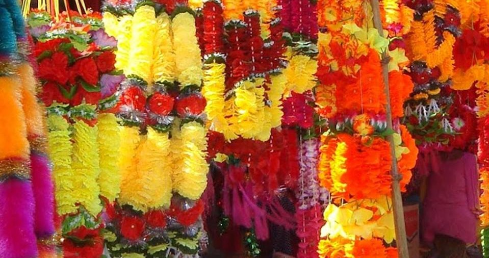 प्लाष्टिकका फुल बिक्री वितरणमा रोक