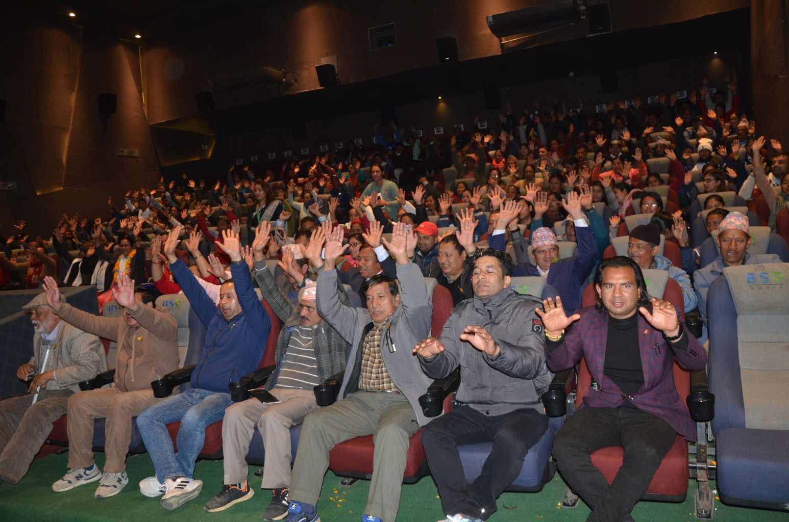 आमा सेनिमार : बाबुआमाको सेवा गरेमा आश्रमहरु बनाउनै पर्दैन
