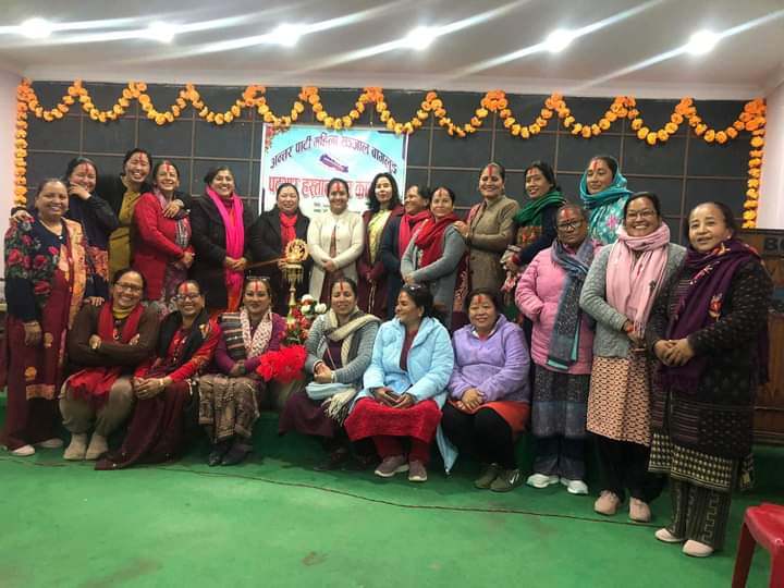 अन्तरपार्टी महिला संजालको अध्यक्षमा सापकोटा
