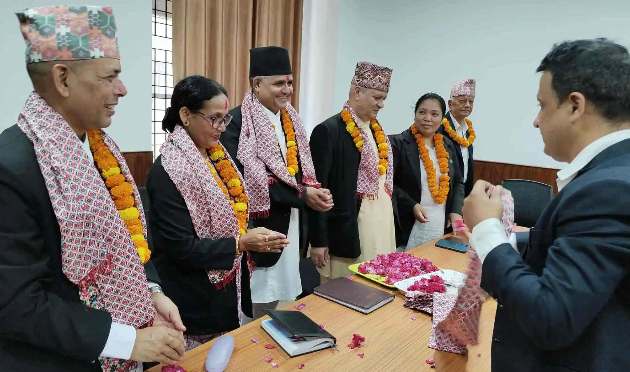 उच्च अदालतका तीन न्यायाधीशलाई बागलुङमा स्वागत
