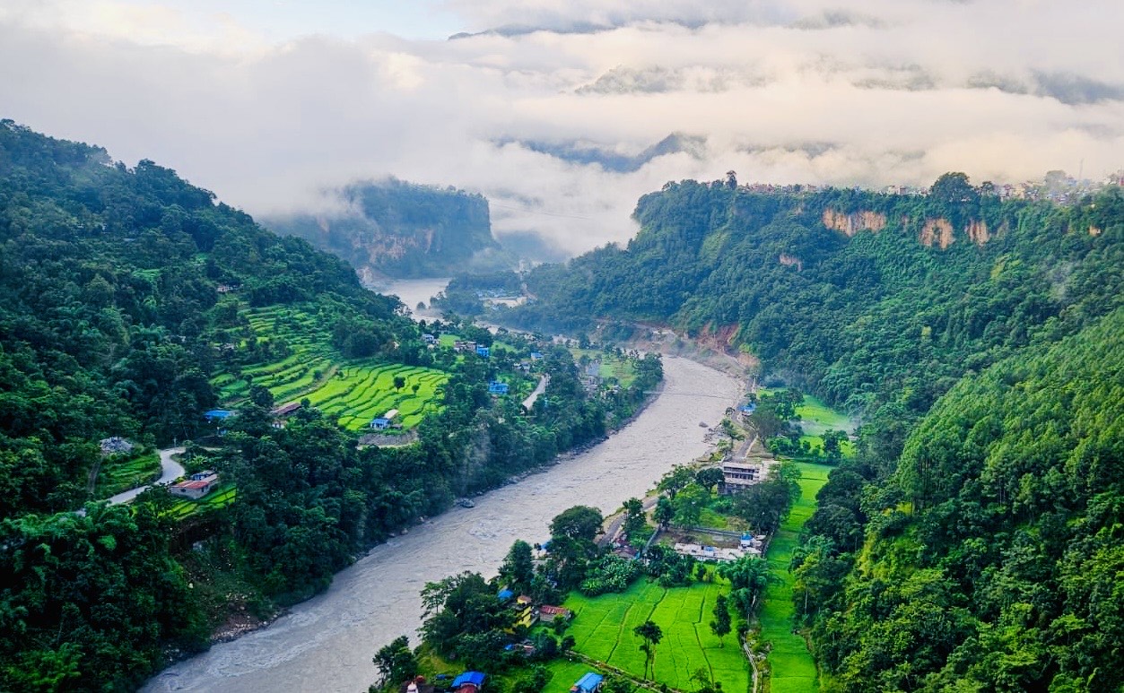 सलल बगेको कालीगण्डकी……
