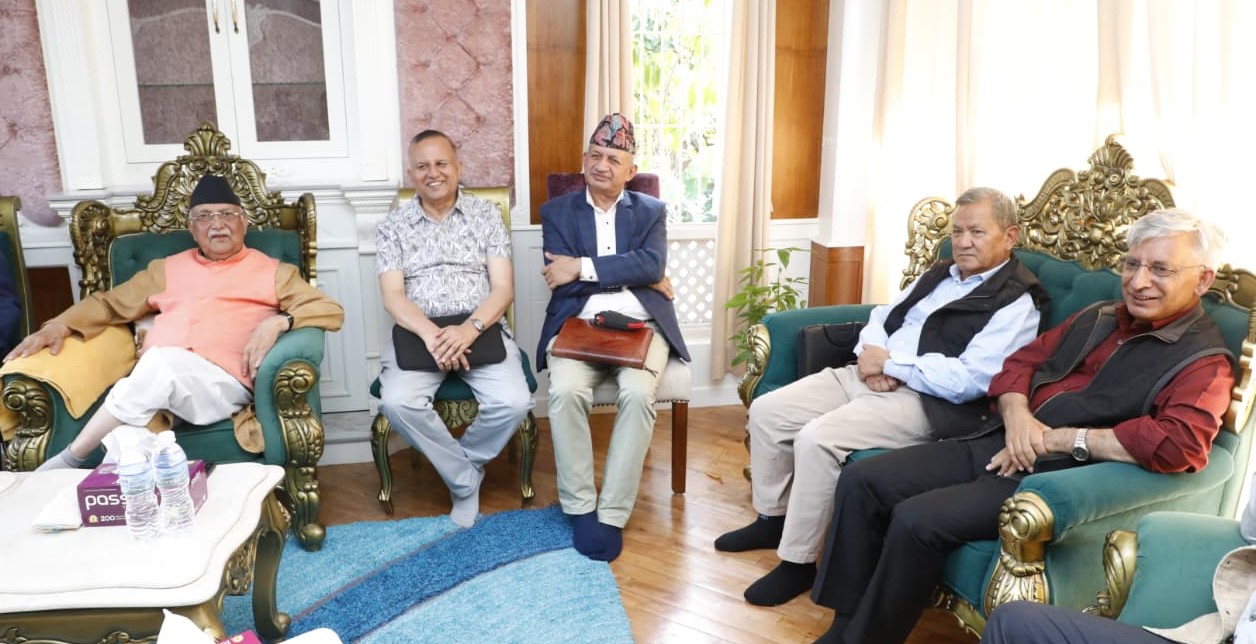 घटनाको जिम्मा लिन मानेनन् ओलीले, पद त्याग पनि नगर्ने