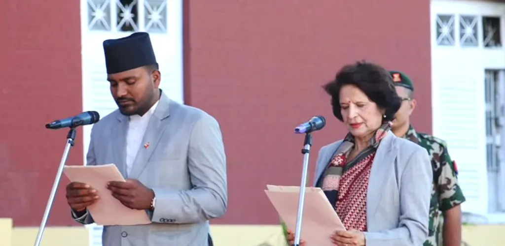 दुई मन्त्रीले लिए शपथ