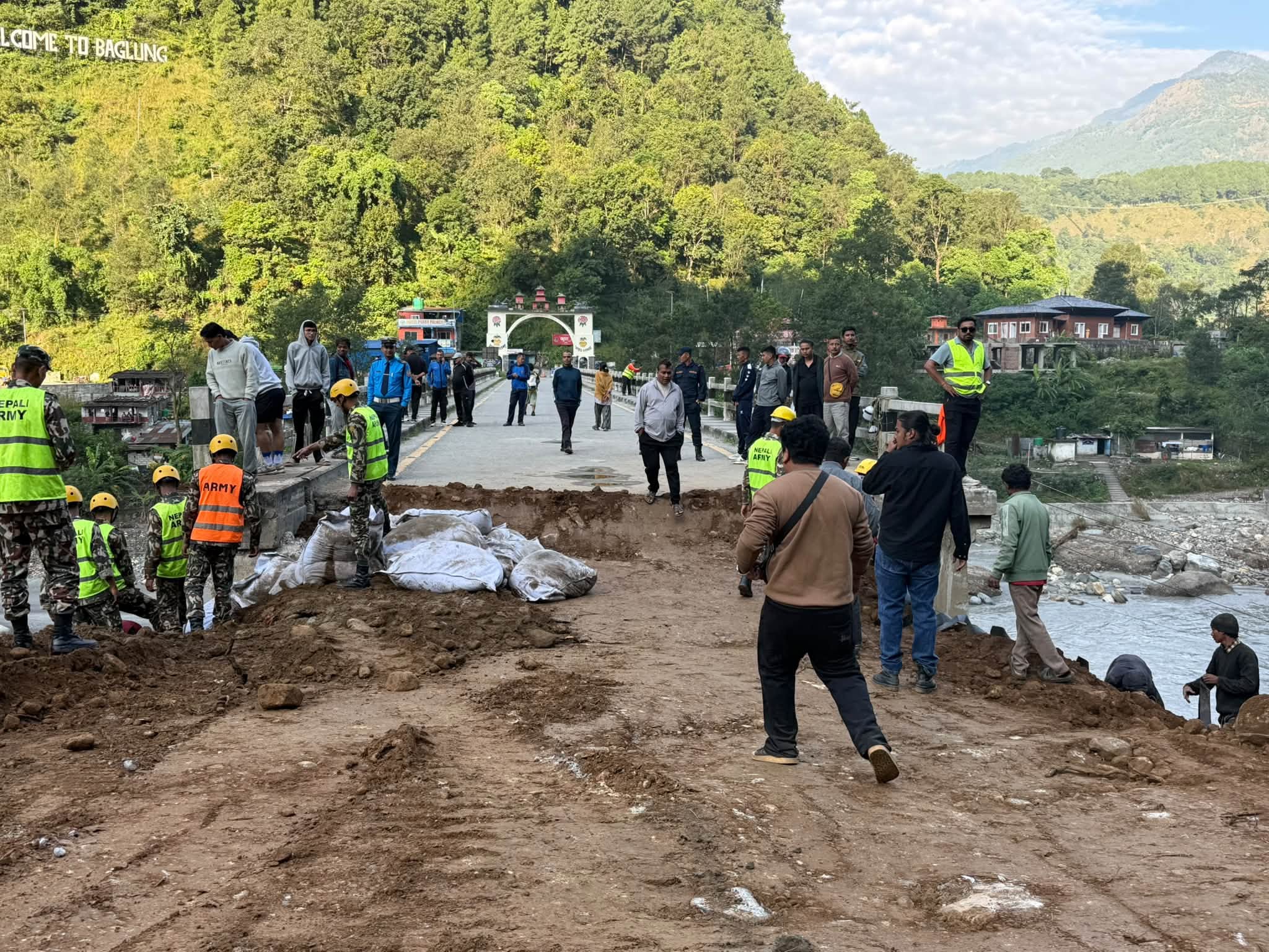 आजैबाट संचालनमा आउदै मालढुङ्गा पुल